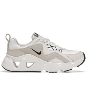 Nike RYZ Sneakers